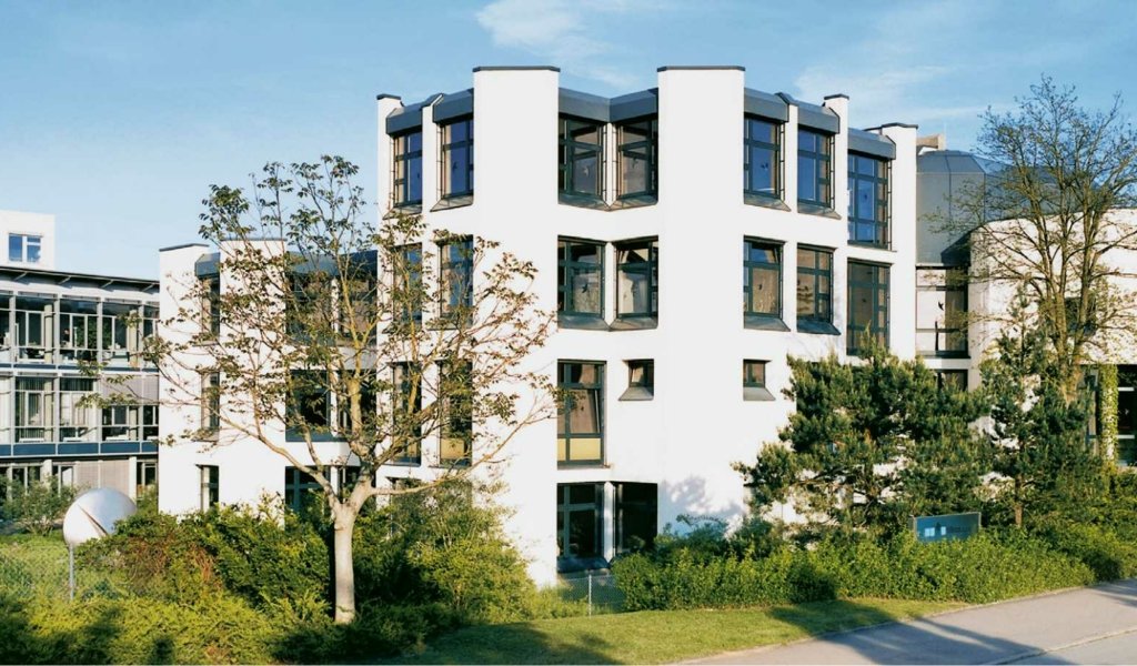 Gebäude des Unternehmens Uhlmann Pac-Systeme GmbH & Co. KG