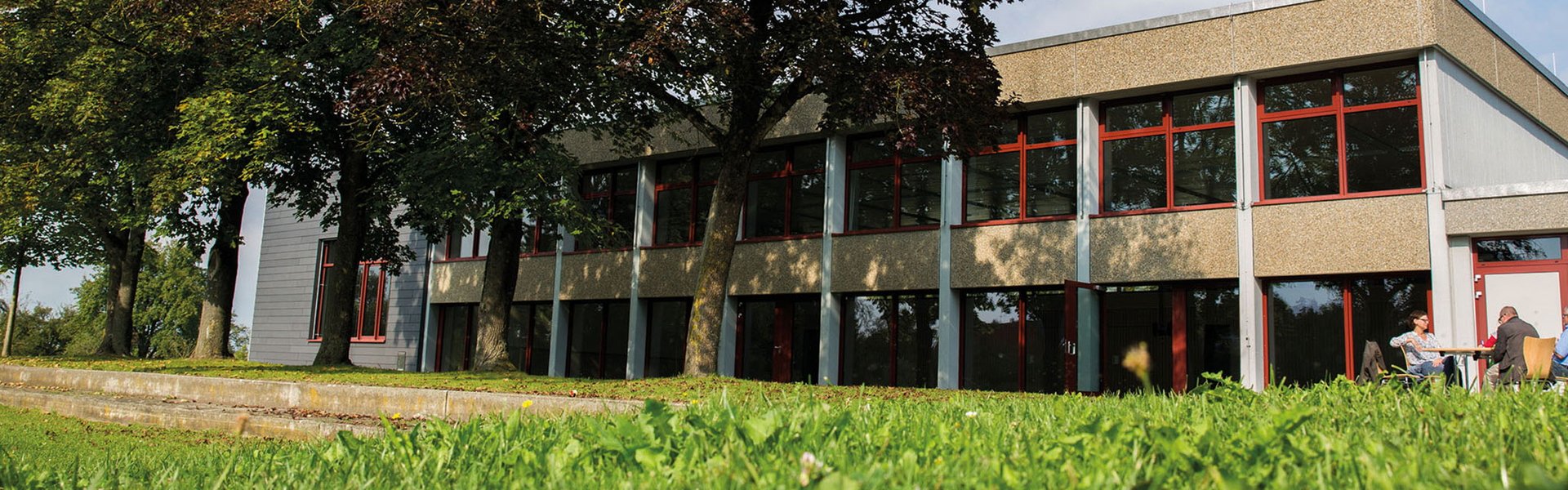 Aussenansicht der Turnhalle Grundschule Rottenacker