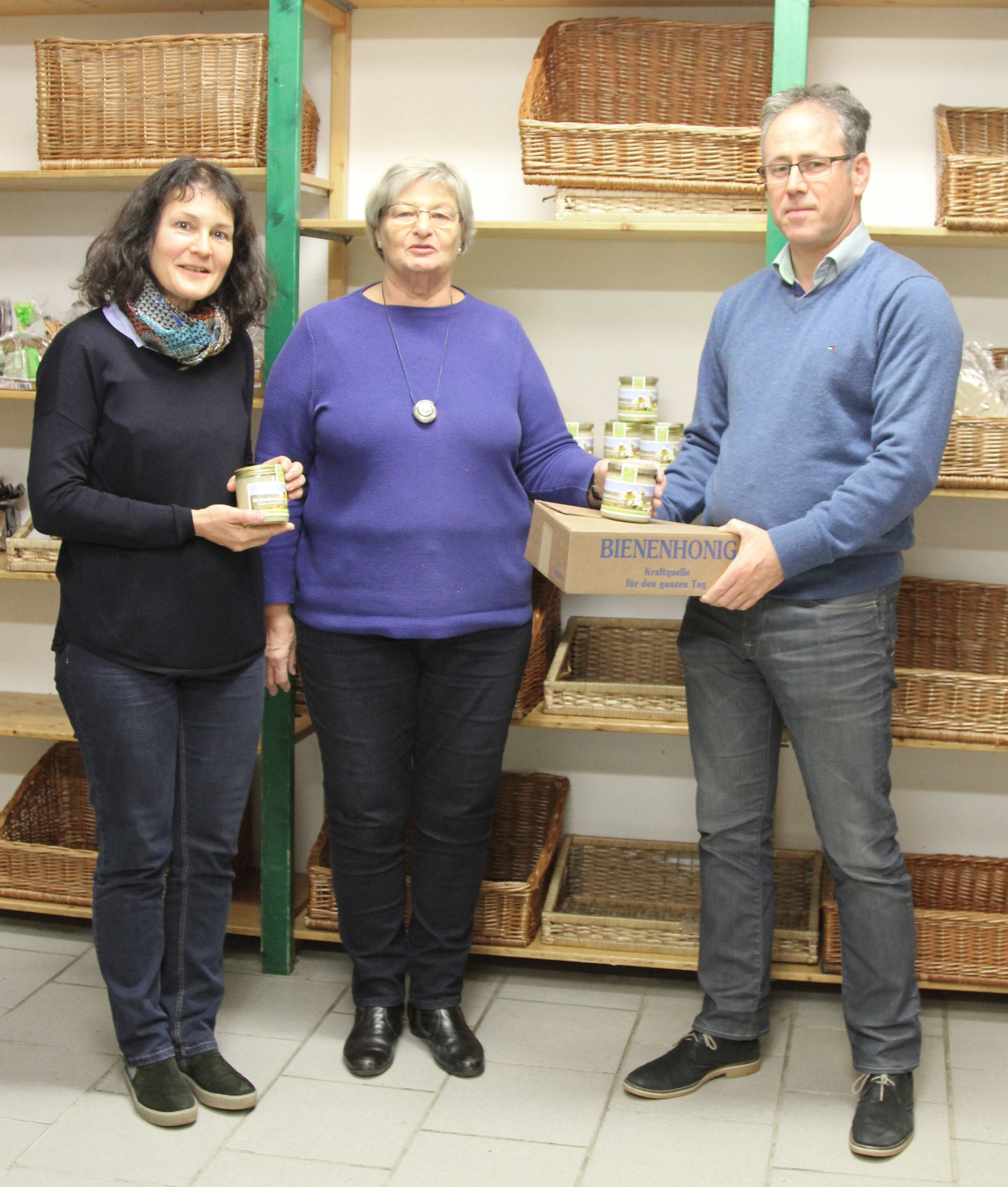 Honigspende an Tafeln in der Region