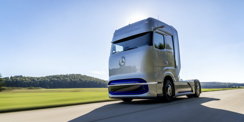 Mercedes-Benz GenH2 Truck
