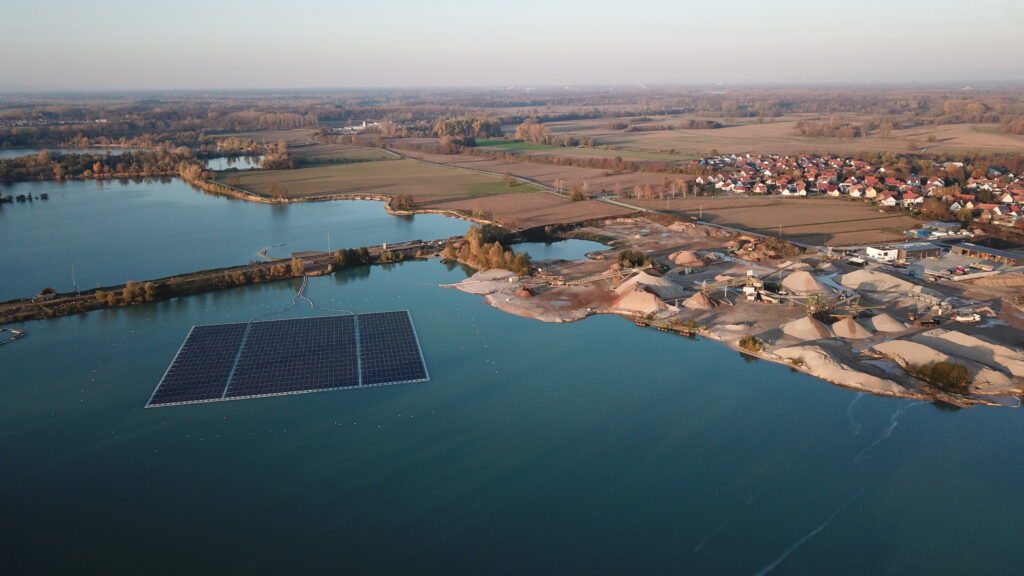 Schwimmende Photovoltaikanlage Leimersheim